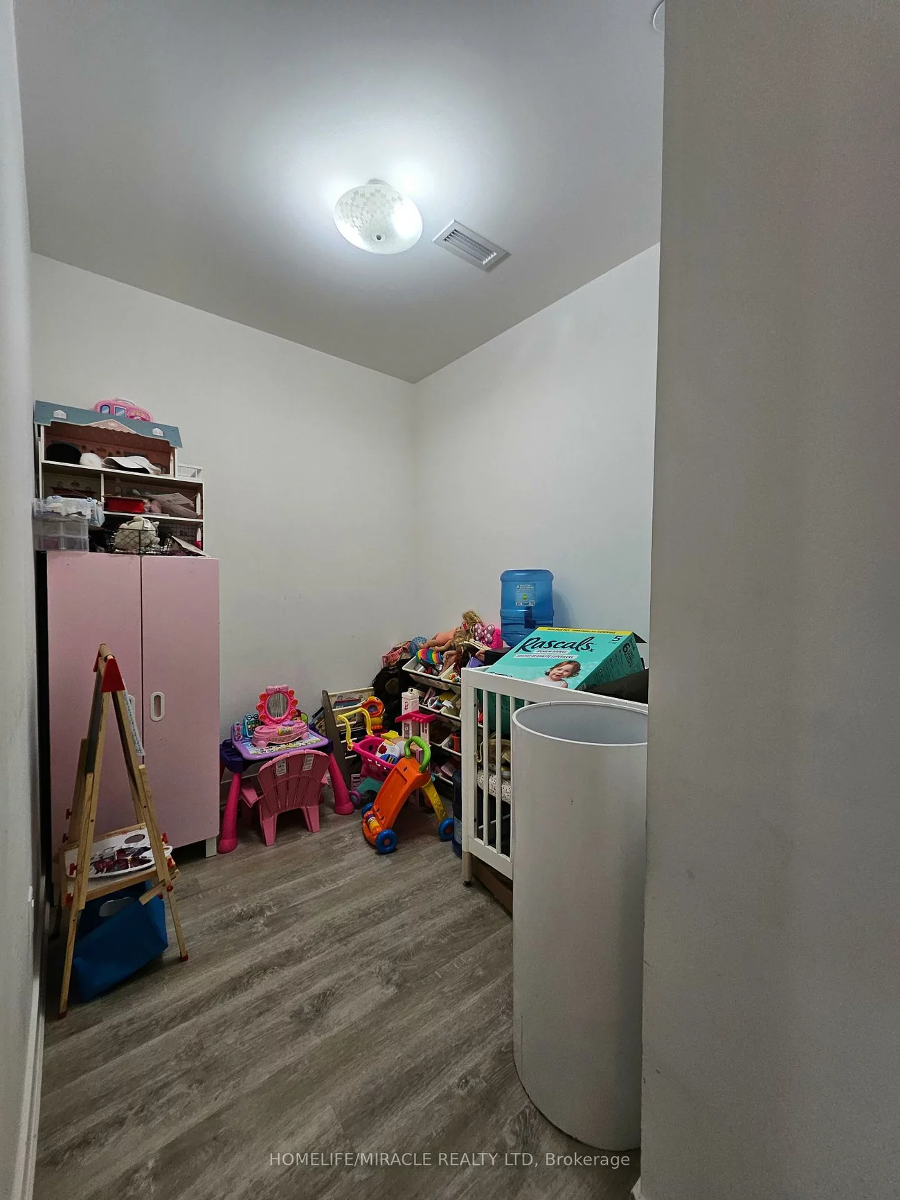 185, DEERFIELD, Central Newmarket, Newmarket