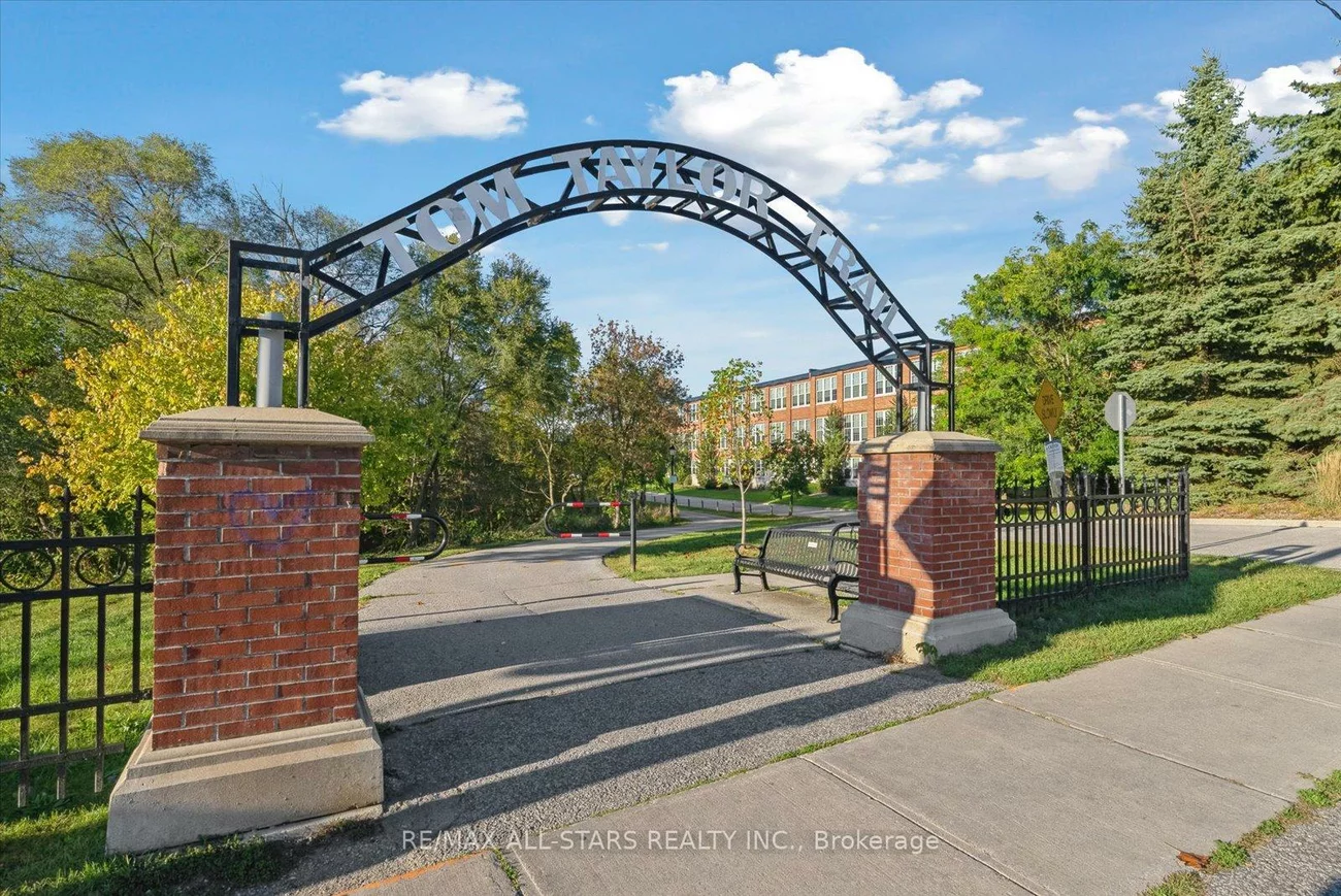 543, Timothy, Central Newmarket, Newmarket
