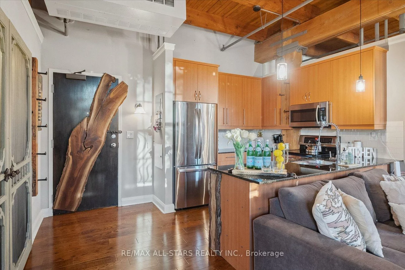 543, Timothy, Central Newmarket, Newmarket