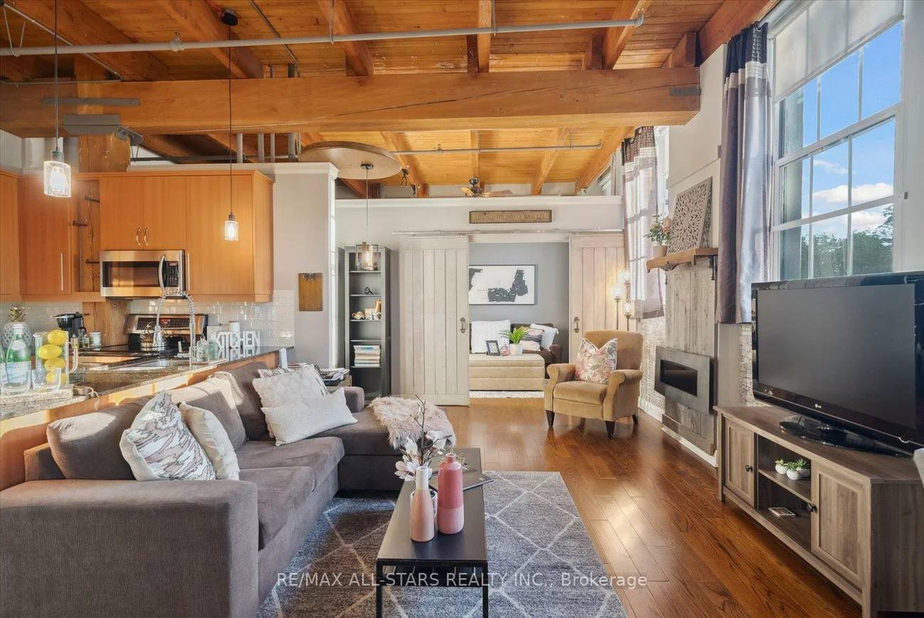 543, Timothy, Central Newmarket, Newmarket