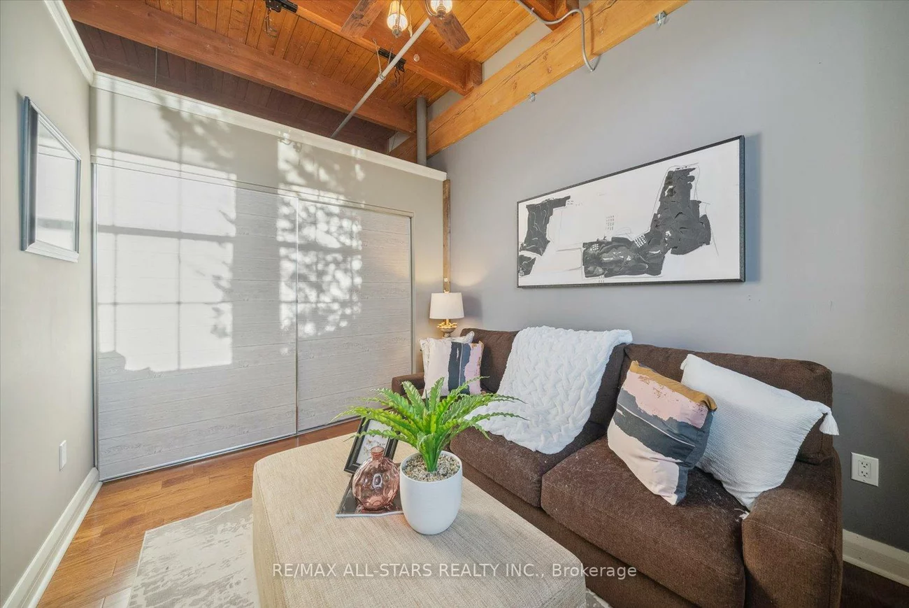 543, Timothy, Central Newmarket, Newmarket