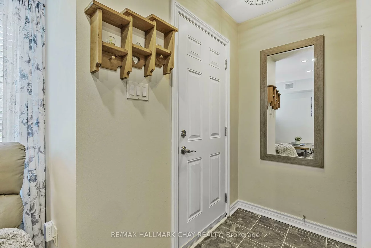 115, Main, Central Newmarket, Newmarket