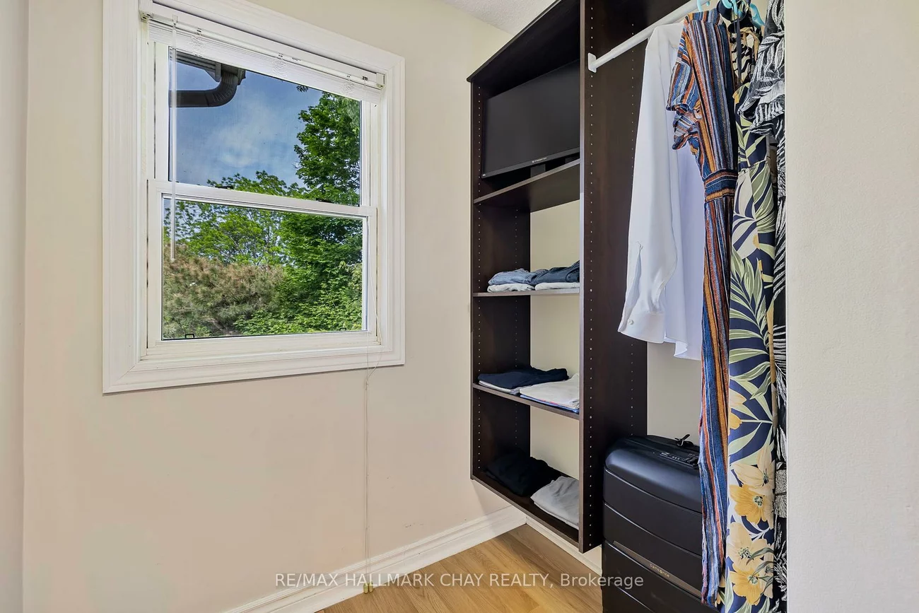 115, Main, Central Newmarket, Newmarket