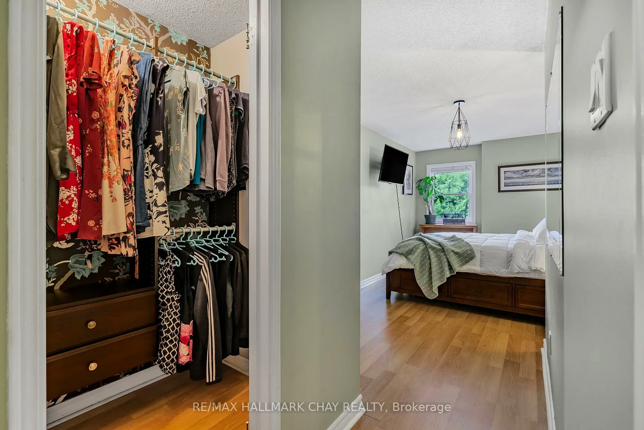 115, Main, Central Newmarket, Newmarket
