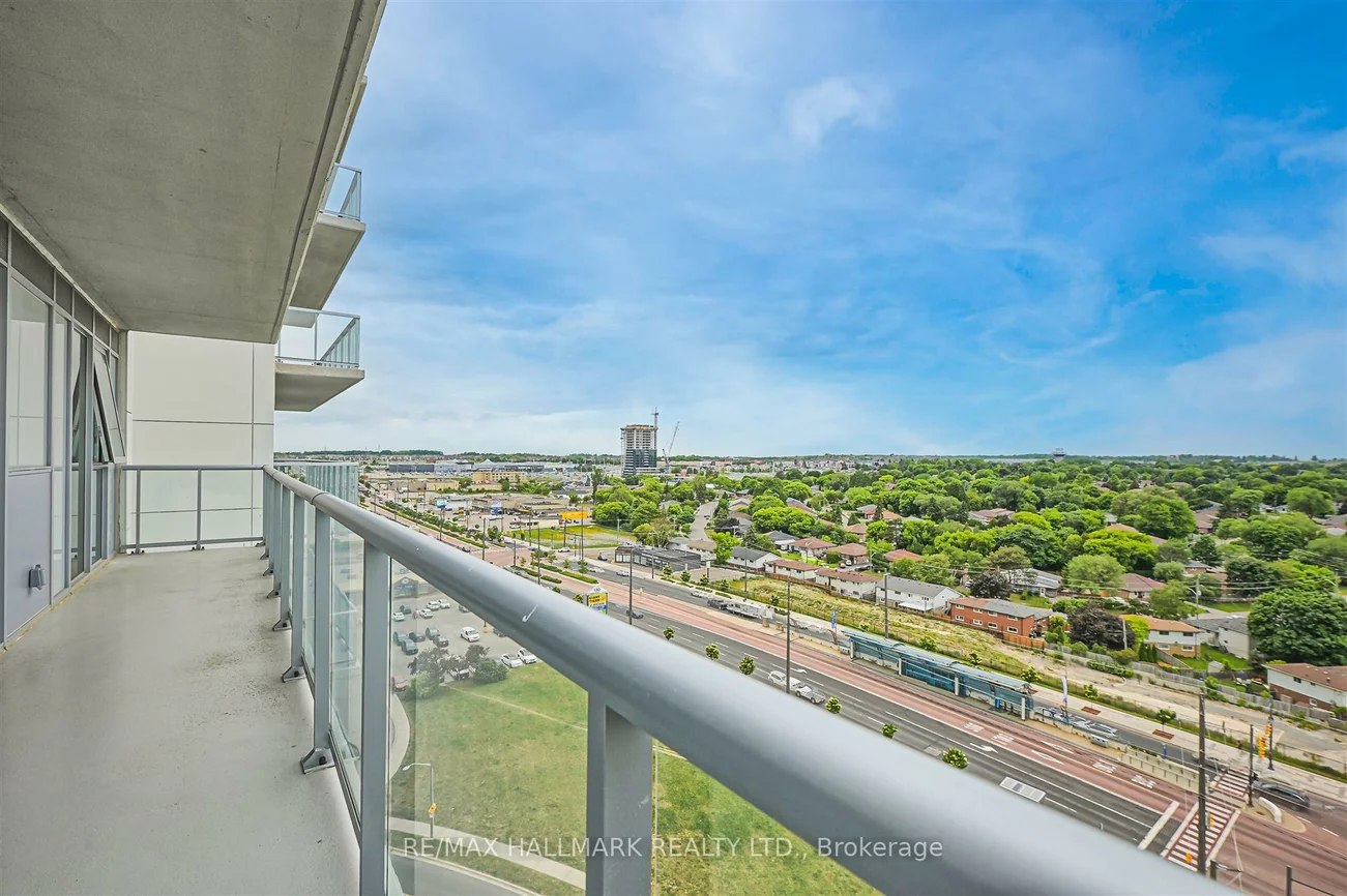 185, deerfield, Central Newmarket, Newmarket