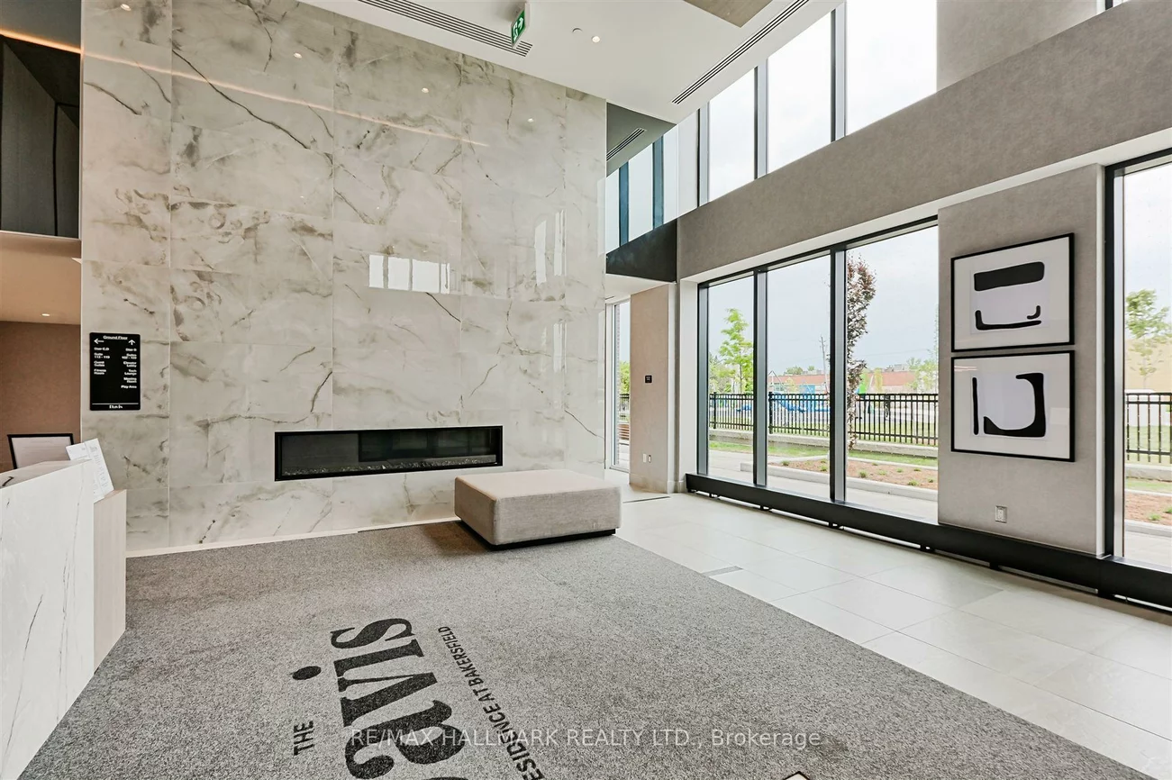 185, deerfield, Central Newmarket, Newmarket