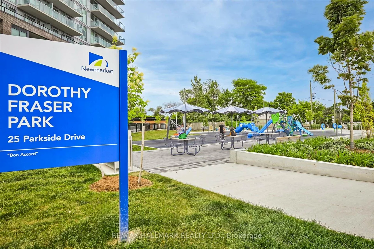 185, deerfield, Central Newmarket, Newmarket