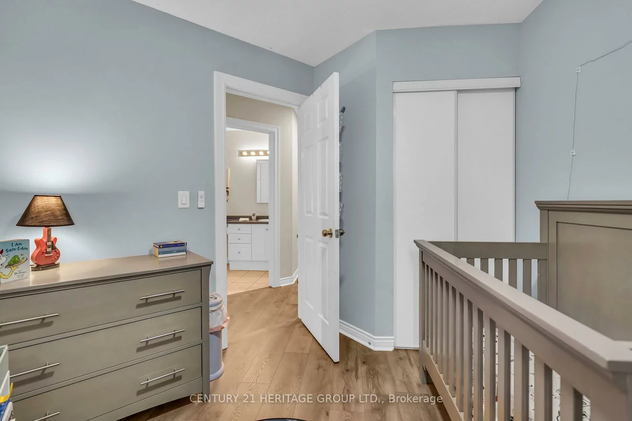 1056, On Bogart, Gorham-College Manor, Newmarket