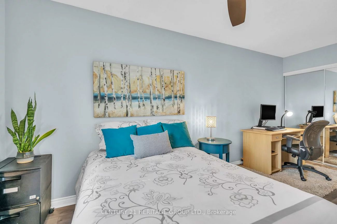 1056, On Bogart, Gorham-College Manor, Newmarket