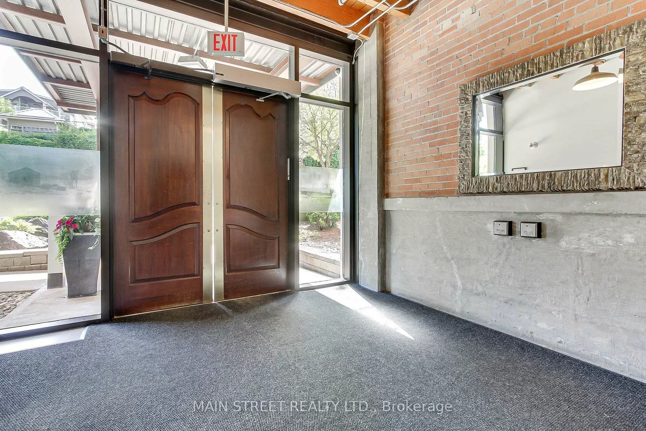 543, Timothy, Central Newmarket, Newmarket