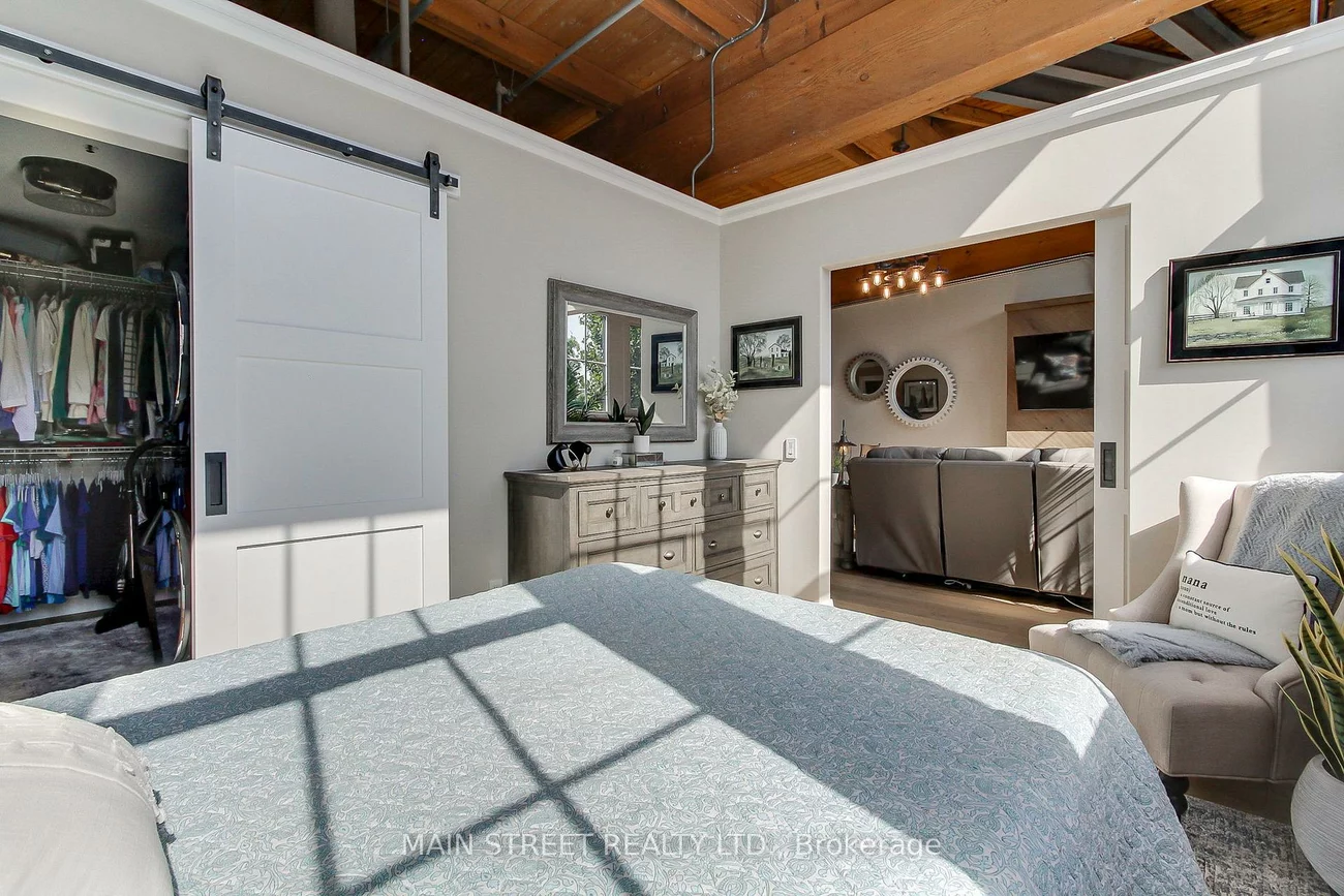 543, Timothy, Central Newmarket, Newmarket