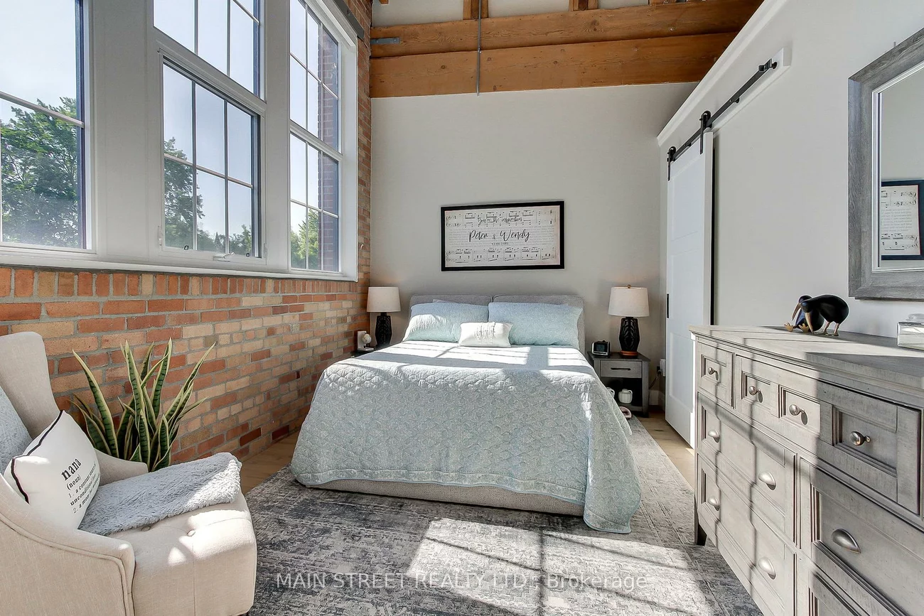 543, Timothy, Central Newmarket, Newmarket