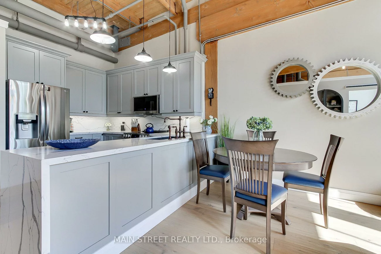 543, Timothy, Central Newmarket, Newmarket