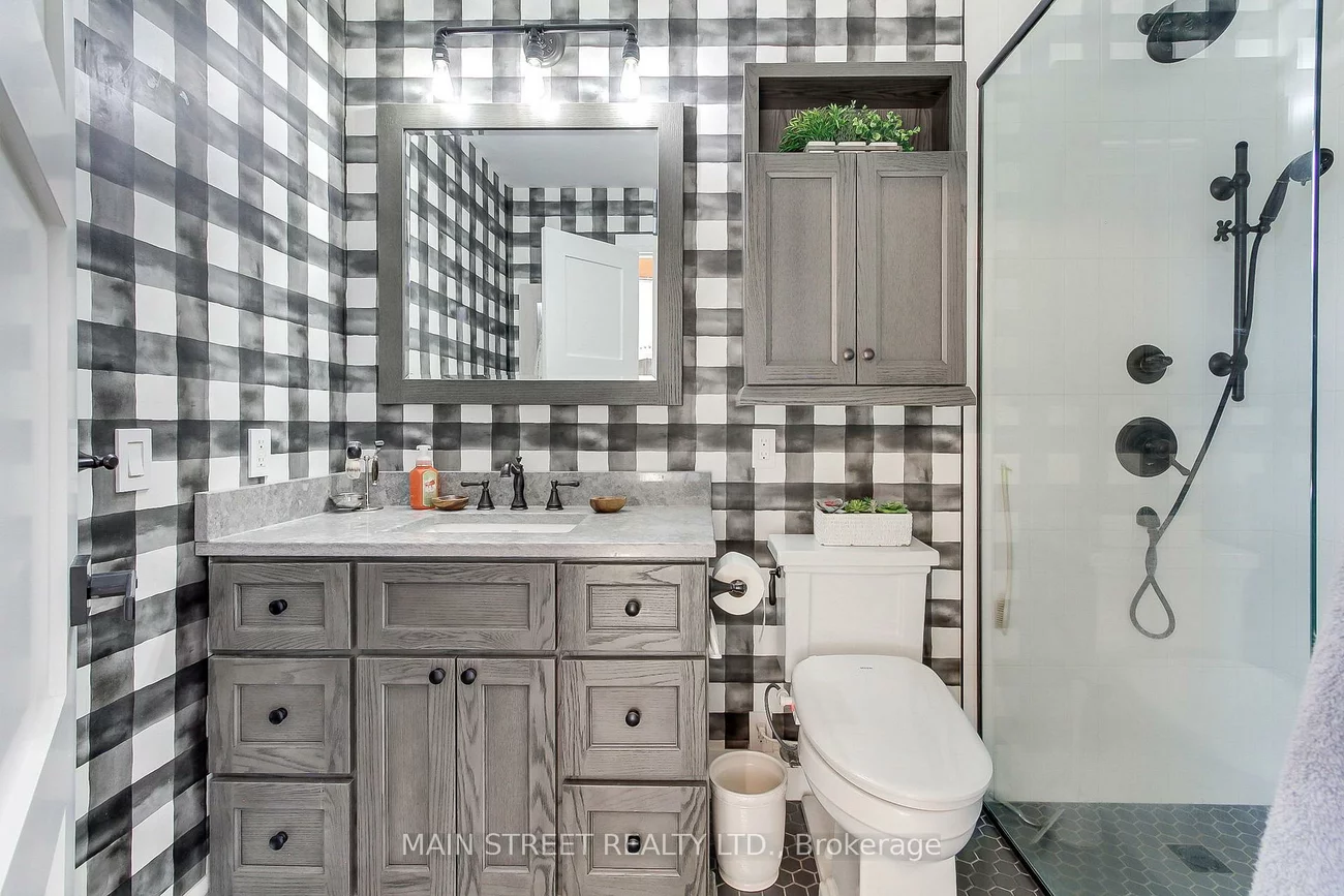 543, Timothy, Central Newmarket, Newmarket