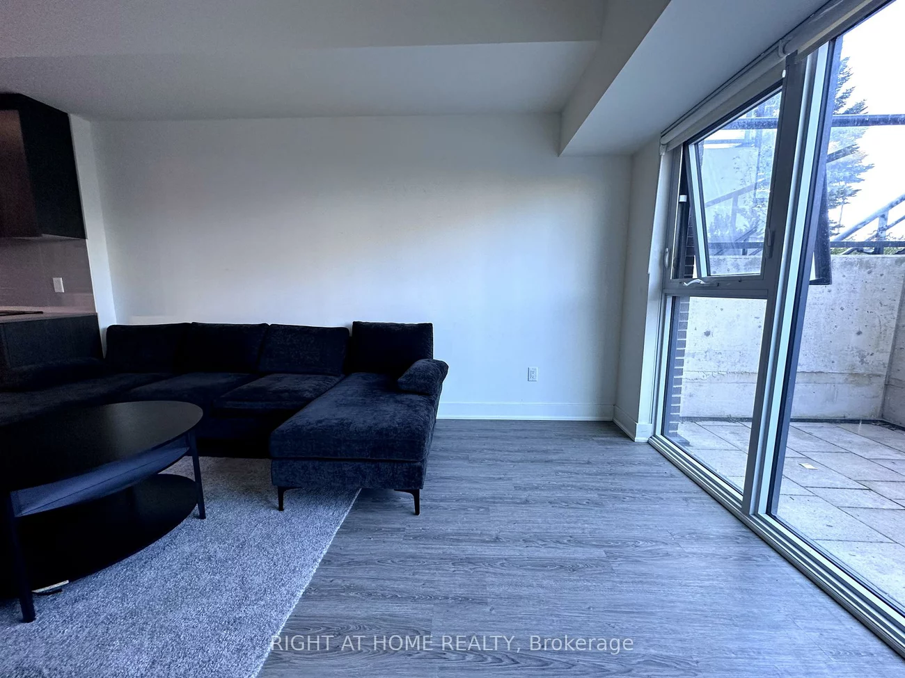 185, Deerfield, Central Newmarket, Newmarket