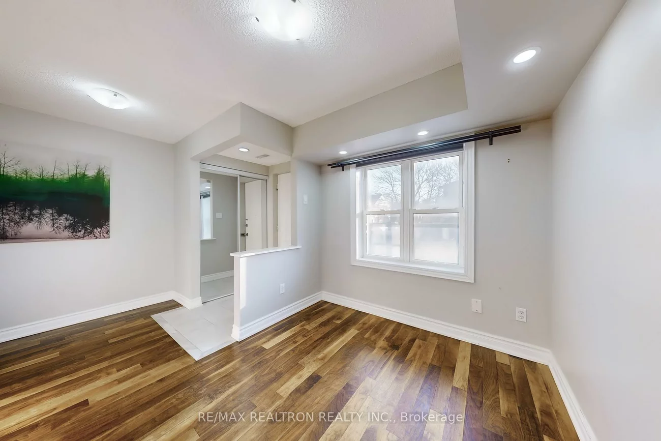 115, Main, Central Newmarket, Newmarket