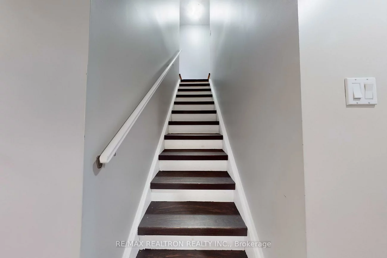 115, Main, Central Newmarket, Newmarket