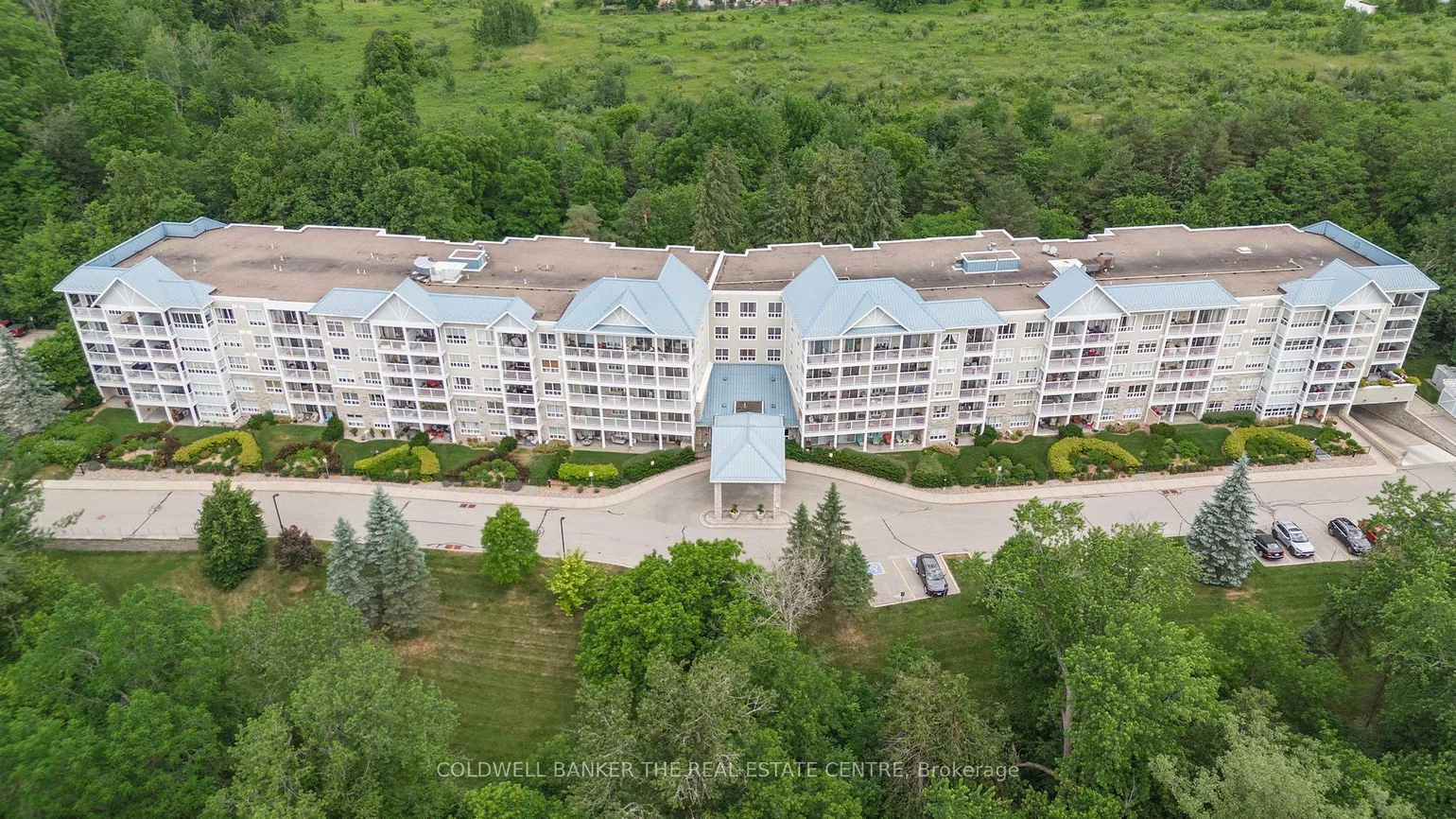 900, Bogart Mill, Gorham-College Manor, Newmarket