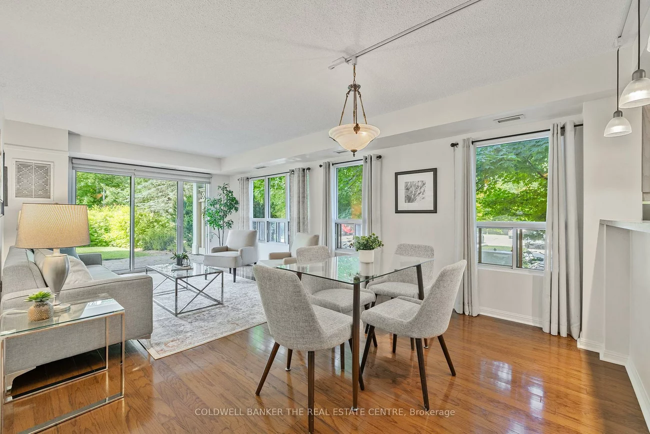 900, Bogart Mill, Gorham-College Manor, Newmarket