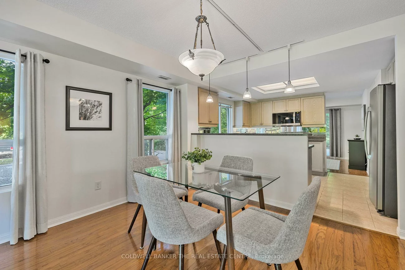 900, Bogart Mill, Gorham-College Manor, Newmarket
