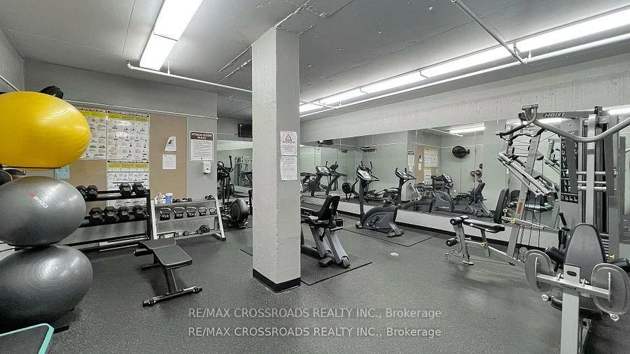 260, Davis, Central Newmarket, Newmarket