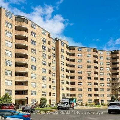 260, Davis, Central Newmarket, Newmarket