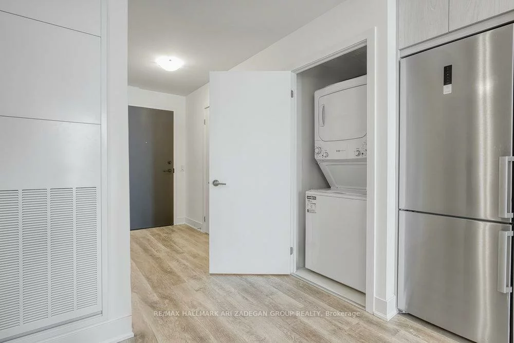 185, Deerfield, Central Newmarket, Newmarket