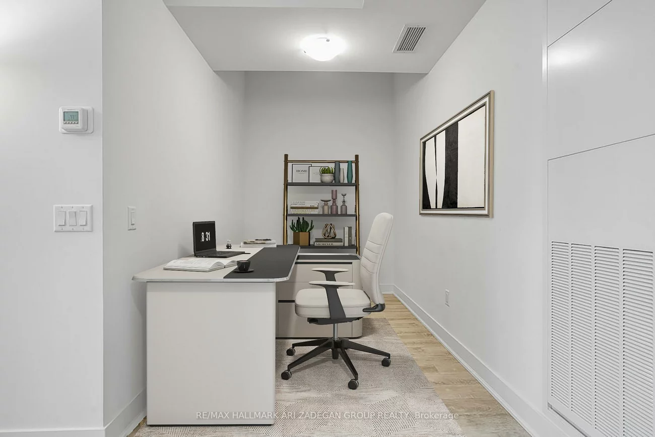 185, Deerfield, Central Newmarket, Newmarket
