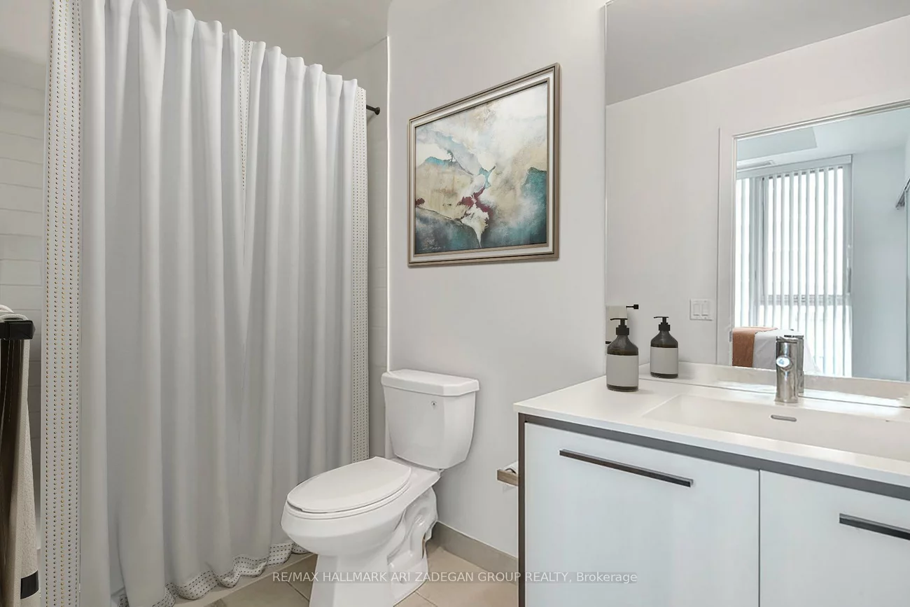 185, Deerfield, Central Newmarket, Newmarket