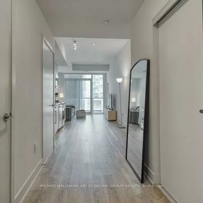 185, Deerfield, Central Newmarket, Newmarket