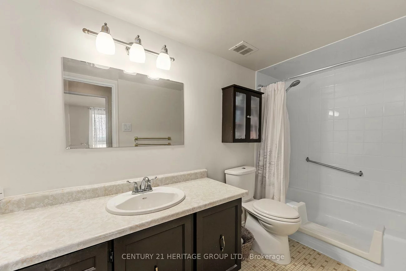 40, William Roe, Central Newmarket, Newmarket