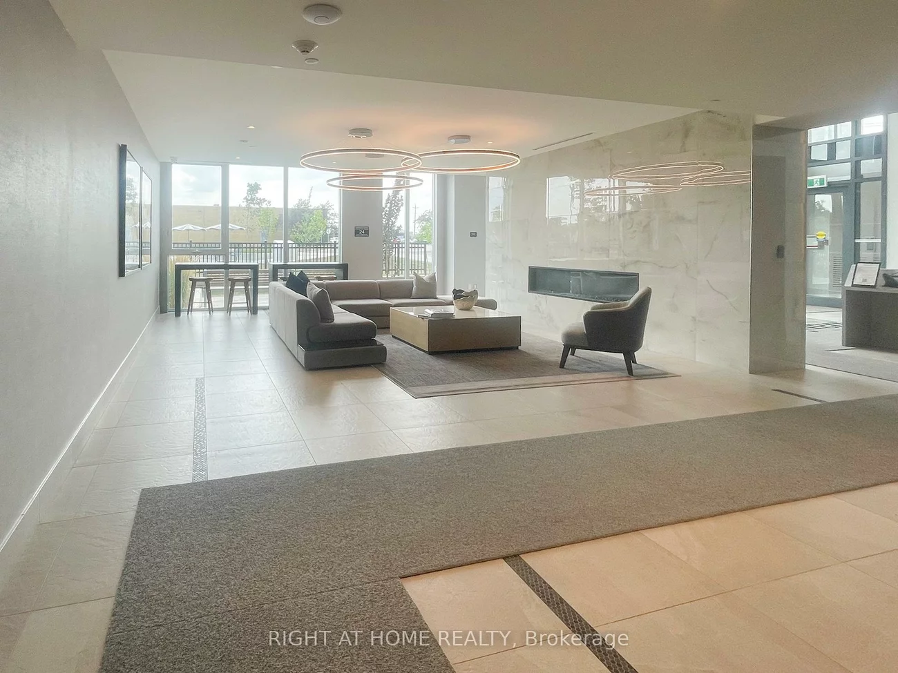 185, Deerfield Rd, Central Newmarket, Newmarket
