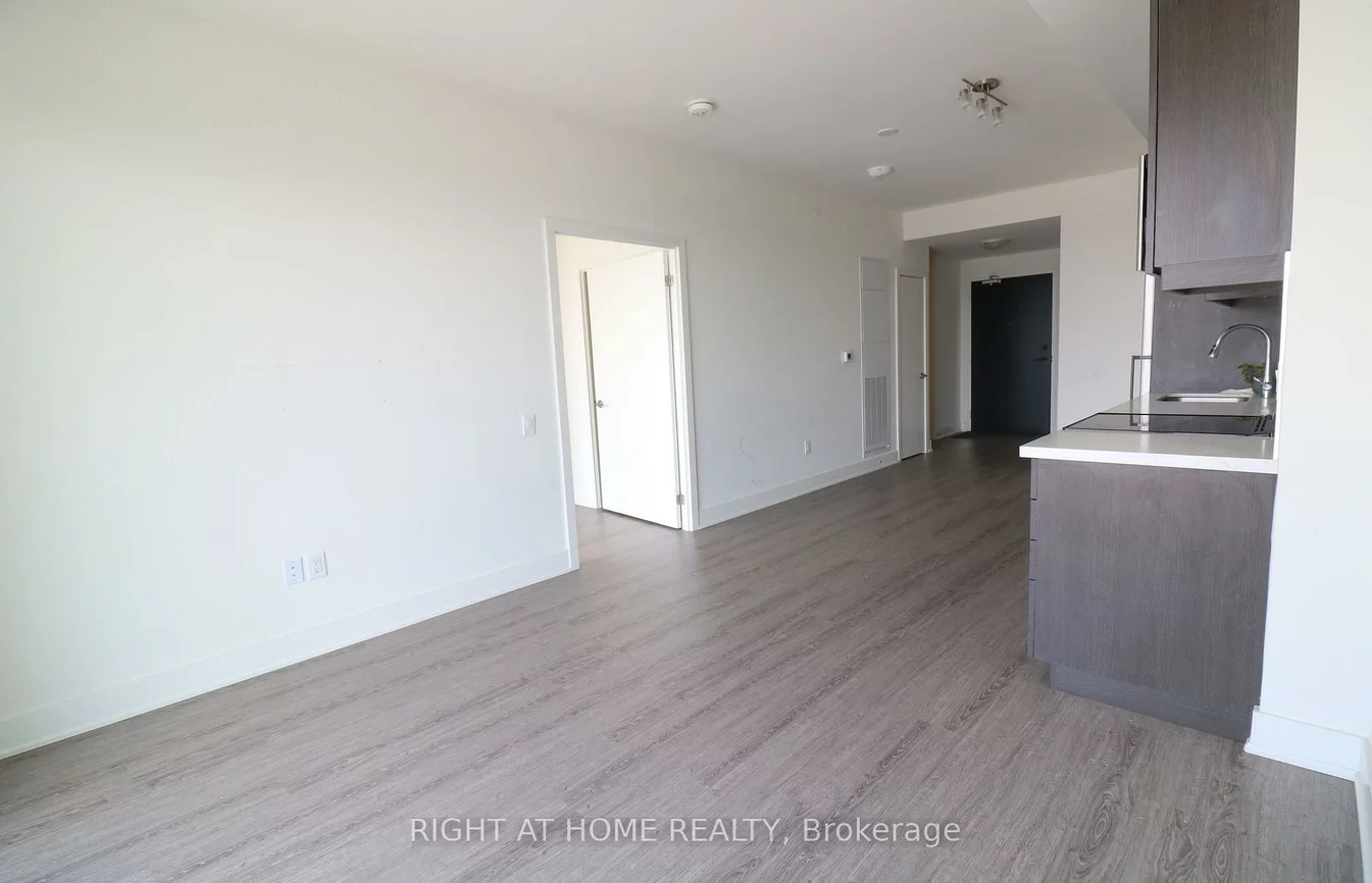 185, Deerfield Rd, Central Newmarket, Newmarket