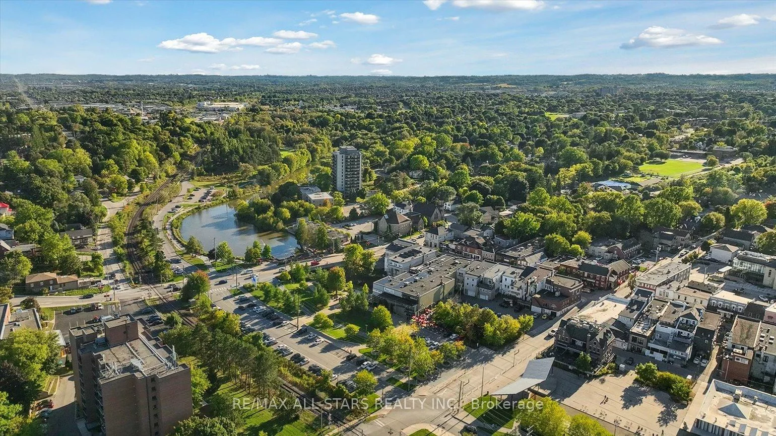 543, Timothy, Central Newmarket, Newmarket
