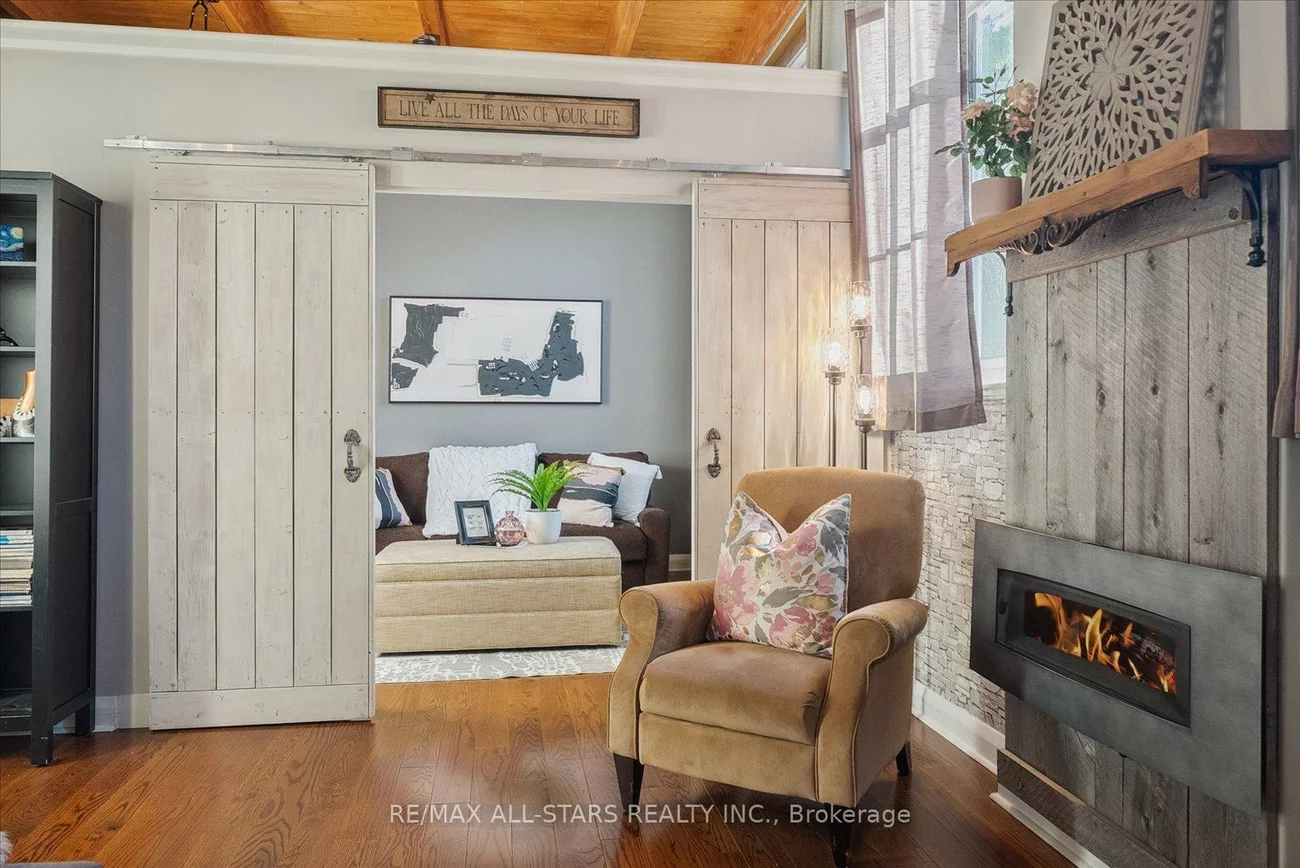 543, Timothy, Central Newmarket, Newmarket