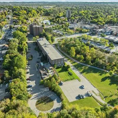 543, Timothy, Central Newmarket, Newmarket