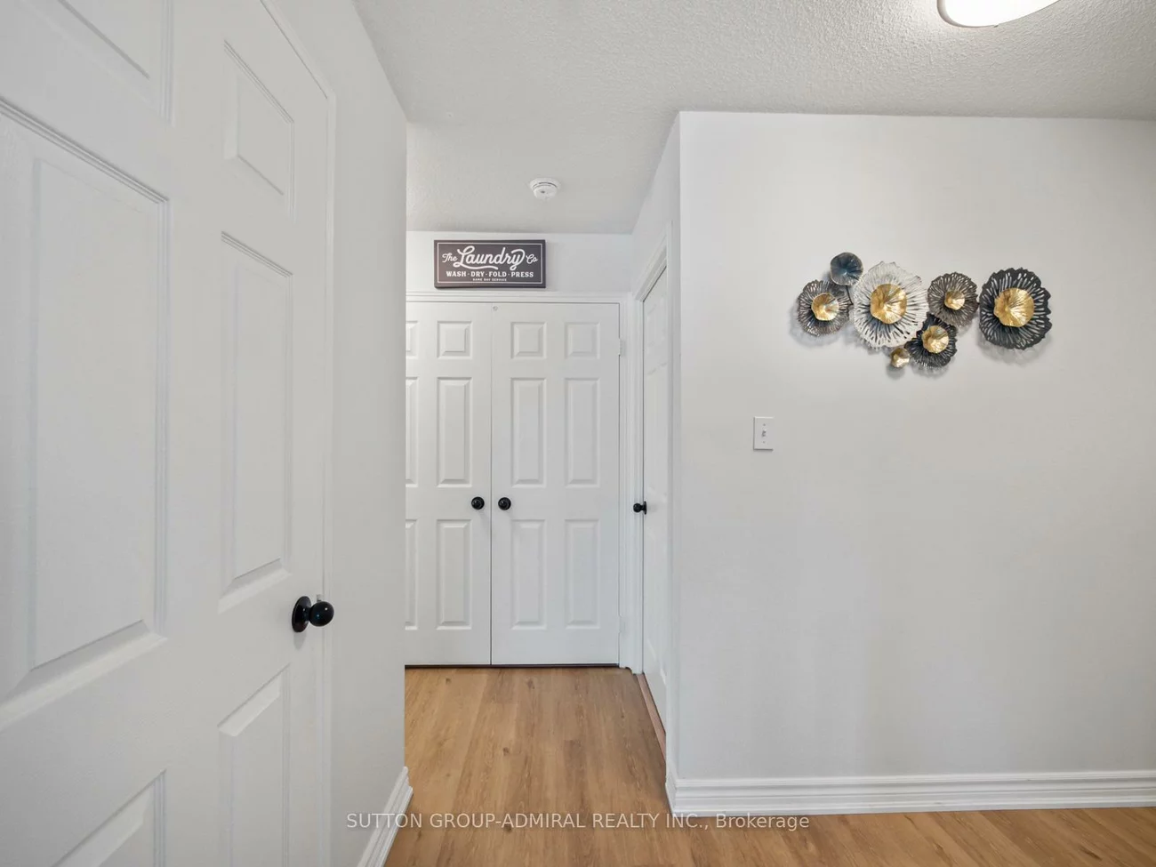 270, Davis, Central Newmarket, Newmarket