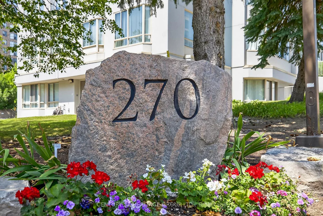 270, Davis, Central Newmarket, Newmarket