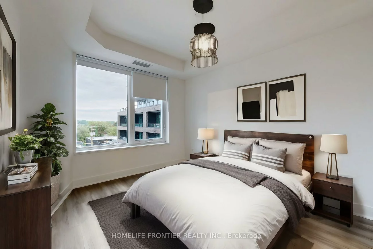 185, Deerfield, Central Newmarket, Newmarket