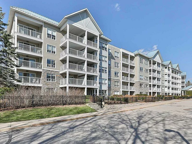 900, Bogart Mill, Gorham-College Manor, Newmarket