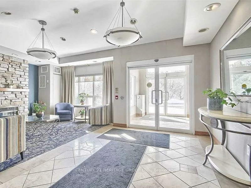 900, Bogart Mill, Gorham-College Manor, Newmarket