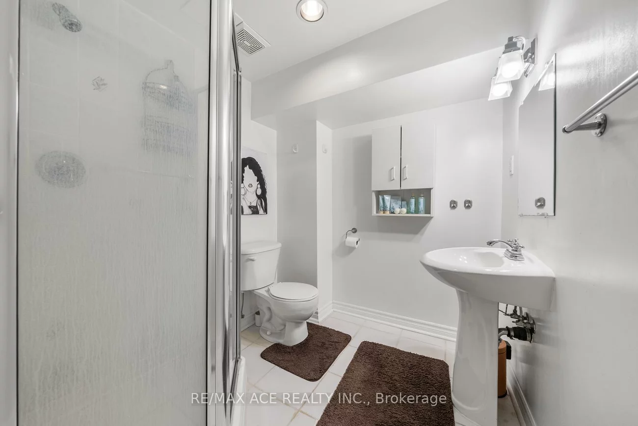 115, Main, Central Newmarket, Newmarket