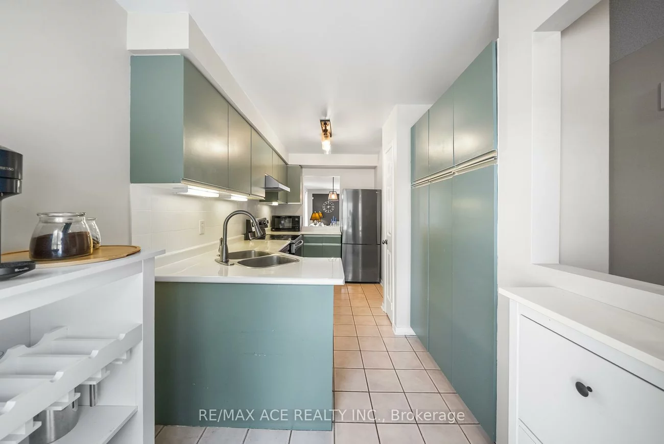115, Main, Central Newmarket, Newmarket