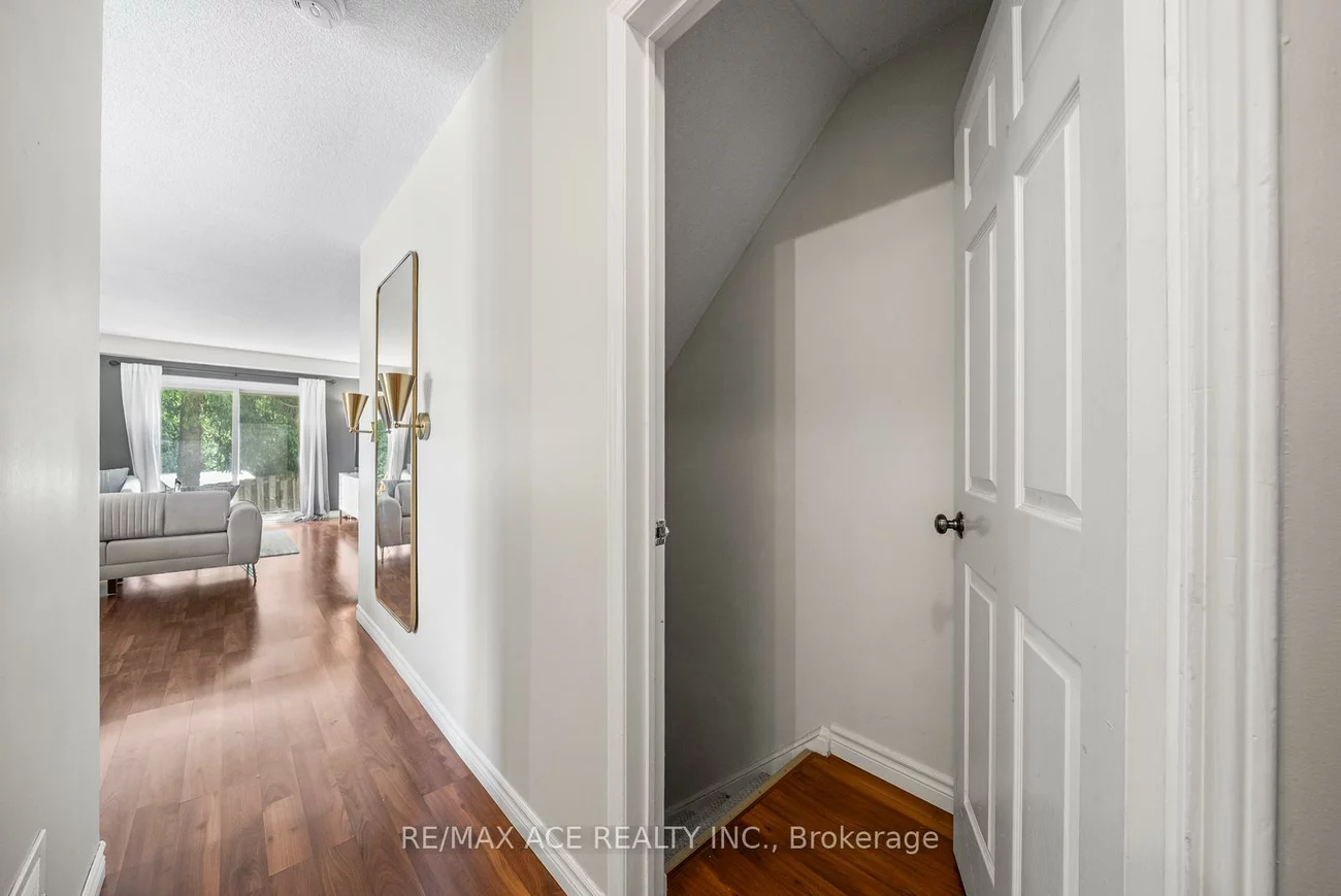 115, Main, Central Newmarket, Newmarket