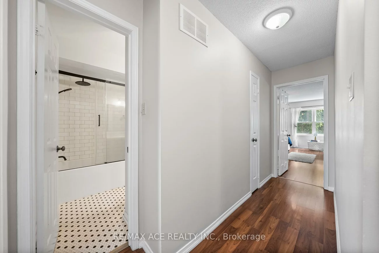 115, Main, Central Newmarket, Newmarket