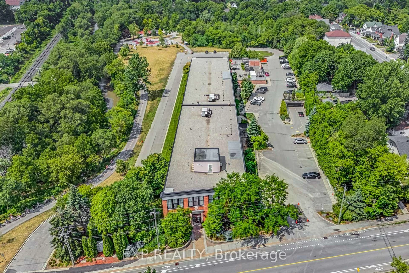543, Timothy, Central Newmarket, Newmarket