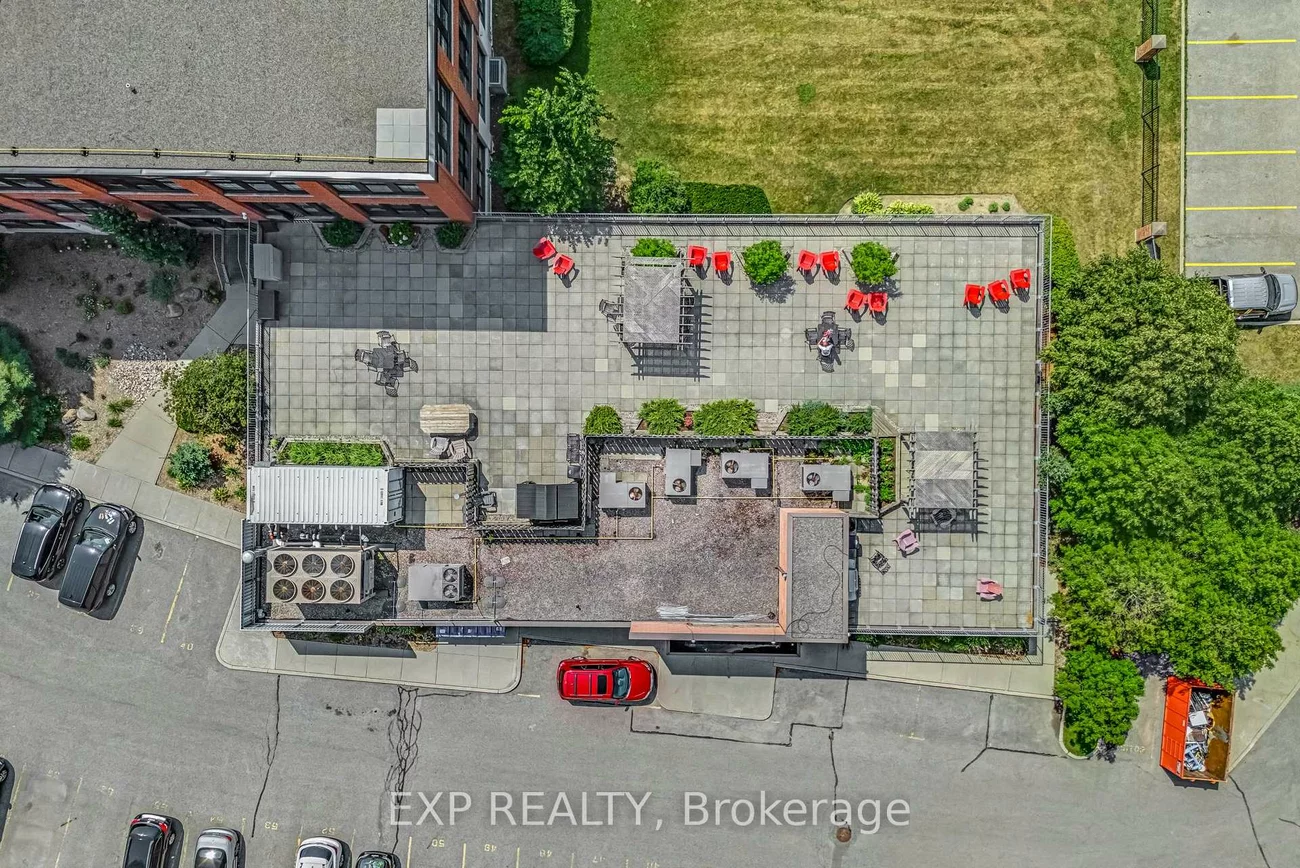 543, Timothy, Central Newmarket, Newmarket