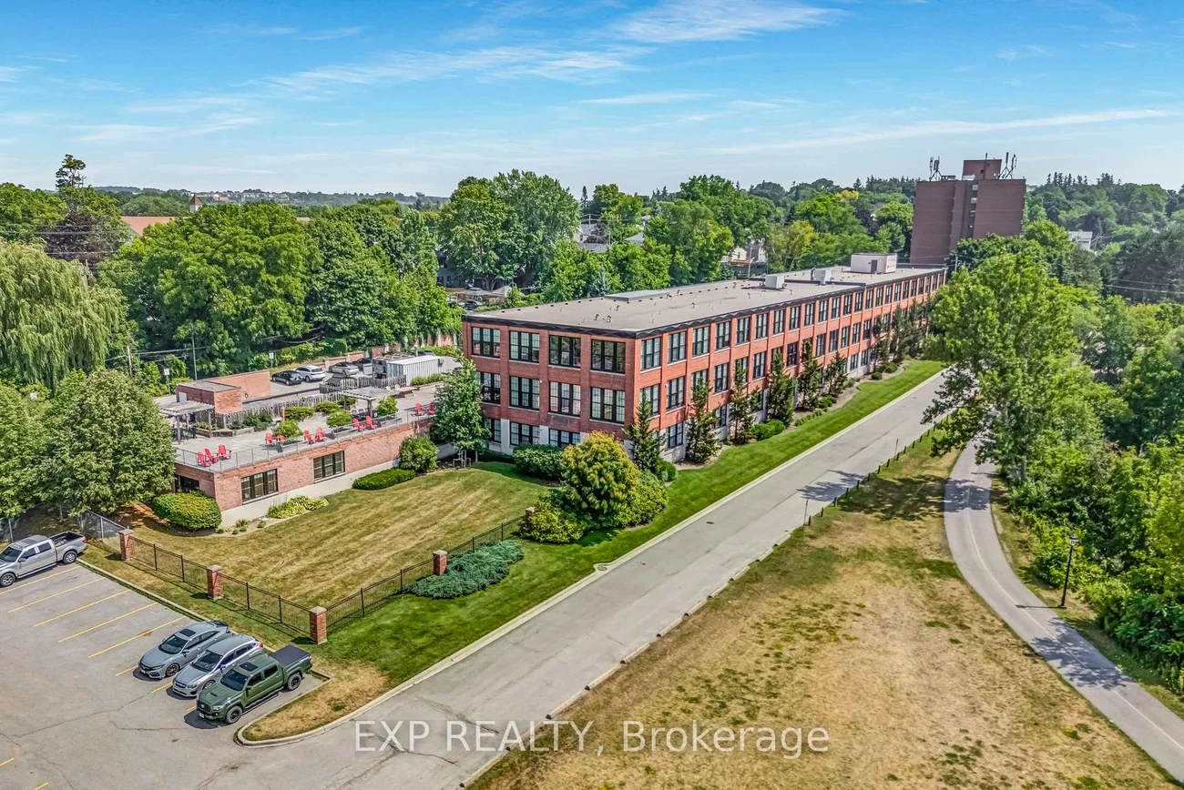 543, Timothy, Central Newmarket, Newmarket