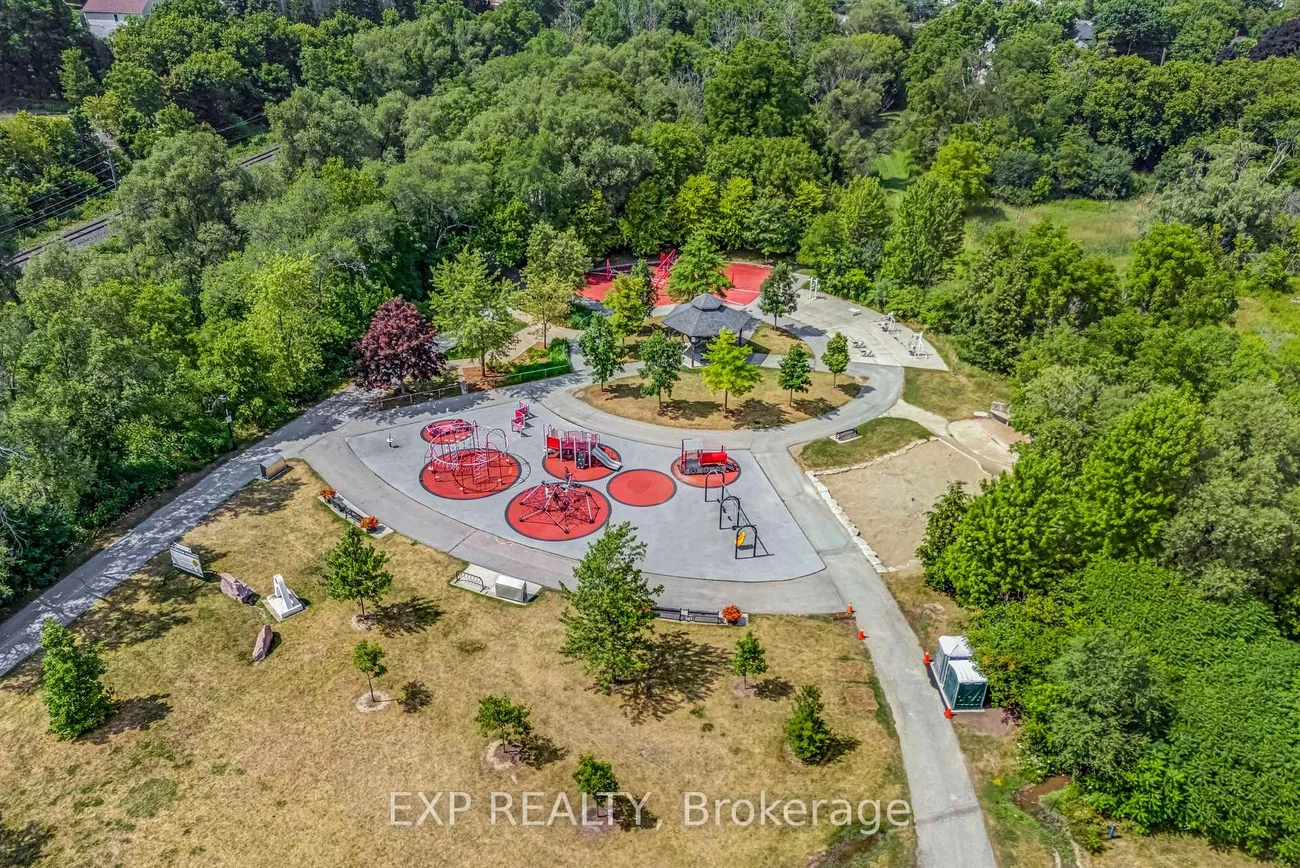 543, Timothy, Central Newmarket, Newmarket