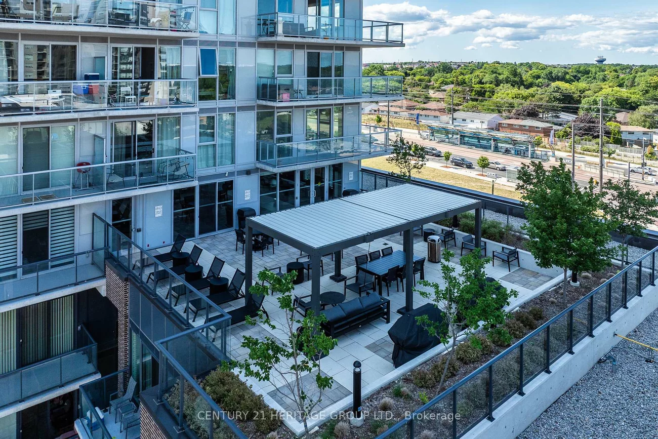 185, Deerfield, Central Newmarket, Newmarket